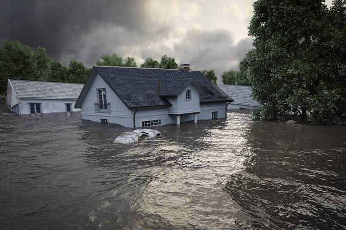 Maison inondée lors d'une catastrophe naturelle